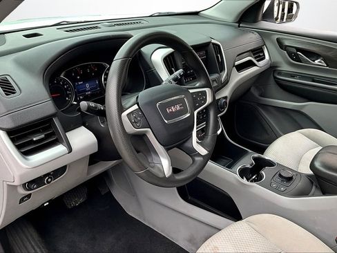 Used 2023 GMC Terrain SLE w/ Driver Convenience Package image 17