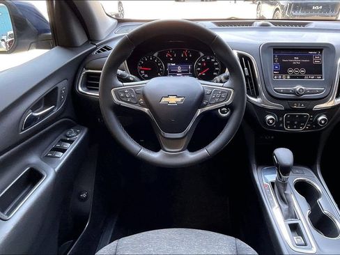 Used 2023 Chevrolet Equinox LT FWD image 5