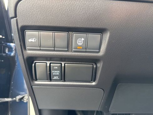 Used 2021 Nissan Armada SL w/ Captain's Chairs Package RWD image 58
