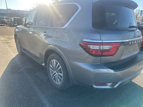 Used 2021 Nissan Armada SL w/ Captain's Chairs Package image 5