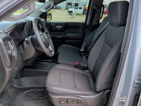 Used 2024 Chevrolet Silverado 1500 Custom image 12