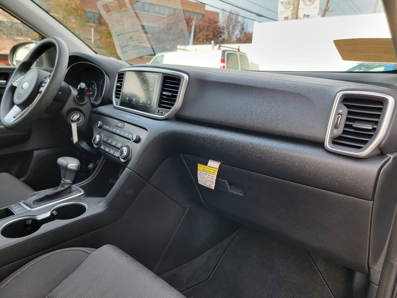 Used 2020 Kia Sportage LX AWD/4WD image 23