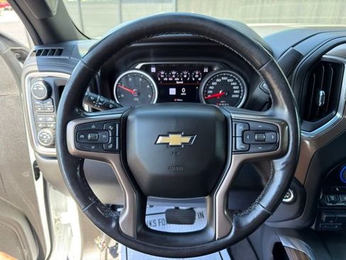Used 2020 Chevrolet Silverado 3500 High Country w/ Z71 Off-Road Package AWD/4WD image 17