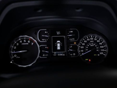 Used 2021 Toyota Tundra SR5 w/ Trail Edition AWD/4WD image 23