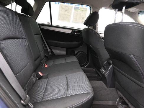 Used 2018 Subaru Outback 2.5i Premium AWD/4WD image 10