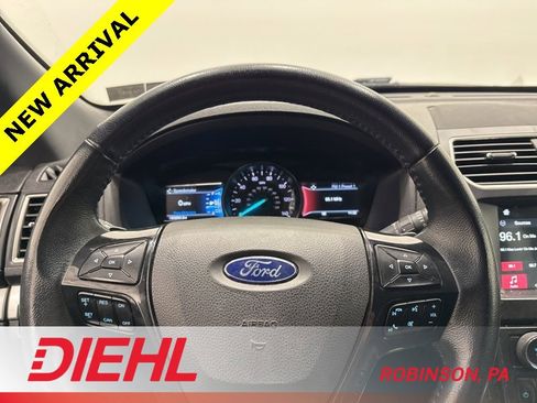 Used 2017 Ford Explorer XLT w/ Equipment Group 201A image 24