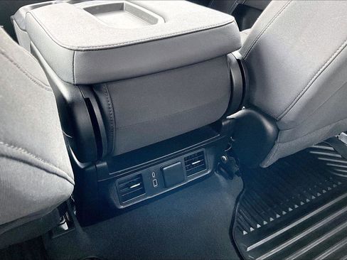 Used 2024 GMC Sierra 1500 Elevation image 35