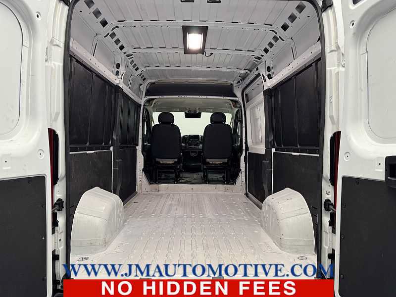 Used 2024 RAM ProMaster 2500 w/ Convenience Group FWD image 14