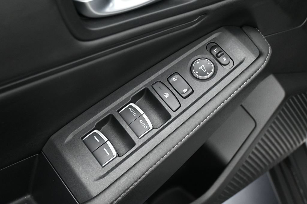 Used 2025 Honda Accord Sport image 14