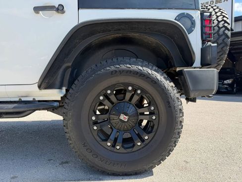 Used 2010 Jeep Wrangler Unlimited Rubicon w/ Trailer Tow Group AWD/4WD image 35