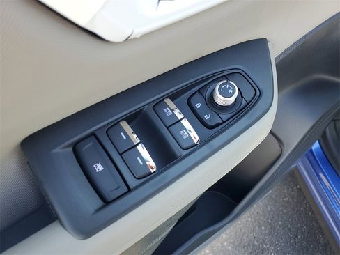 New 2025 Subaru Forester Limited image 19