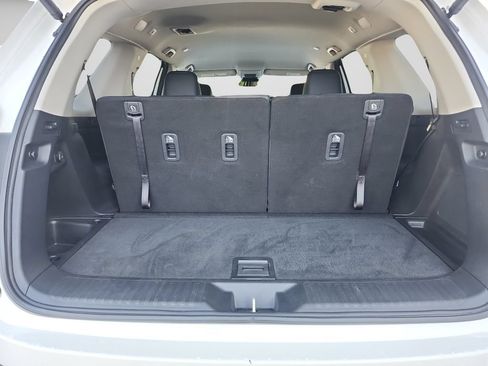 Certified 2025 Honda Pilot EX-L image 16