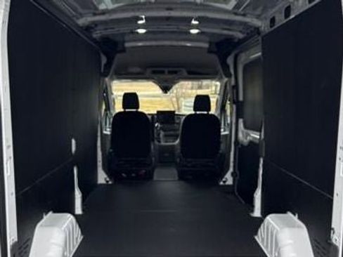 New 2026 Ford Transit 250 148 Medium Roof RWD image 19