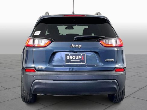 Used 2020 Jeep Cherokee Latitude Plus image 5