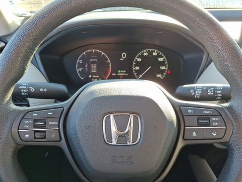 Certified 2023 Honda HR-V LX image 18