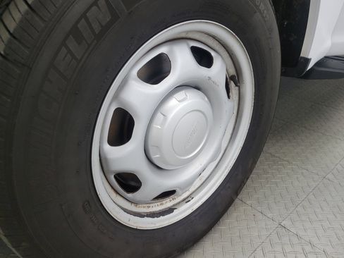 Used 2017 Ford F150 XL w/ XL Power Equipment Group image 31