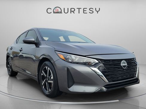 Used 2025 Nissan Sentra SV w/ All-Weather Package image 6