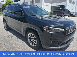 Used 2019 Jeep Cherokee Latitude Plus w/ Comfort/Convenience Group FWD video 1
