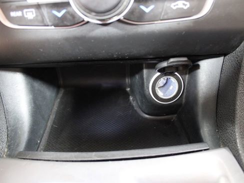 Used 2022 Dodge Charger SXT RWD image 38