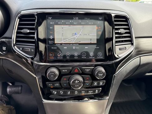 Used 2020 Jeep Grand Cherokee Limited w/ Luxury Group II AWD/4WD image 22