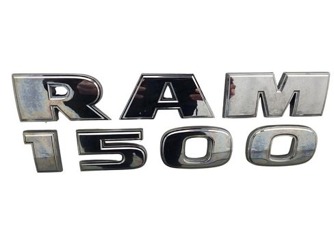 Used 2018 RAM 1500 Sport image 29