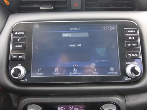 Used 2023 Nissan Kicks SR image 15