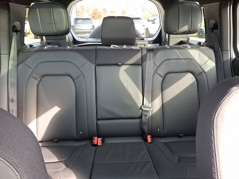 New 2026 Land Rover Defender 110 V8 image 16