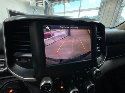 Used 2019 RAM 1500 Big Horn RWD image 15