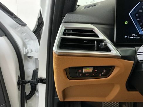 New 2026 BMW 330i Sedan w/ Premium Package RWD image 17