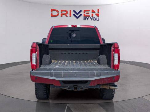 Used 2018 Ford F250 Platinum w/ Platinum Ultimate Package image 5