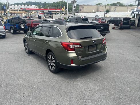 Used 2016 Subaru Outback 3.6R Limited AWD/4WD image 7