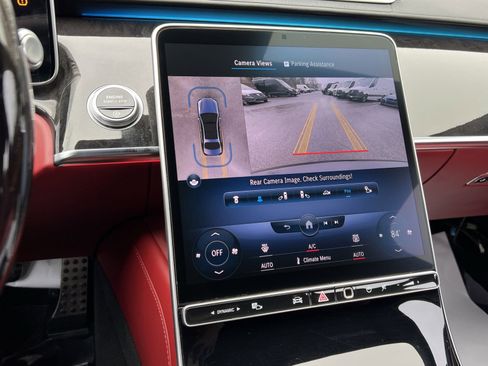 Used 2022 Mercedes-Benz S 500 4MATIC image 17