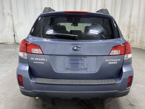Used 2013 Subaru Outback 2.5i Premium w/ All-Weather Pkg AWD/4WD image 5