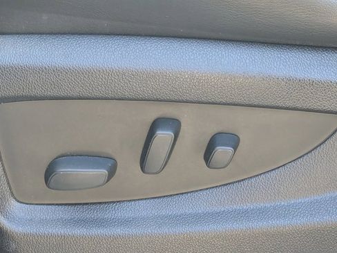 Used 2016 GMC Yukon Denali w/ Open Road Package image 21