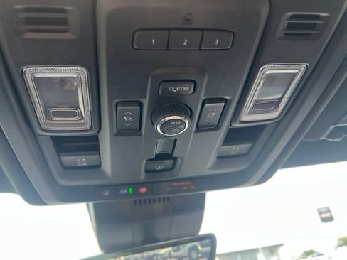 Used 2024 GMC Yukon Denali Ultimate AWD/4WD image 52