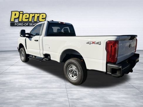 New 2026 Ford F250 XL w/ XL Chrome Package image 2