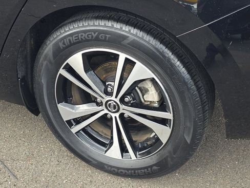 Used 2023 Nissan Sentra SV image 11