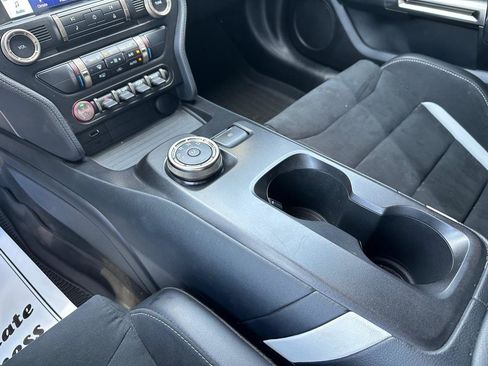 Used 2021 Ford Mustang Shelby GT500 w/ Technology Package image 25