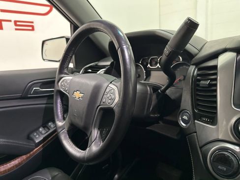 Used 2019 Chevrolet Suburban Premier image 64