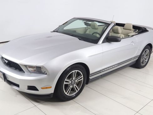 Used 2011 Ford Mustang Premium w/ 201A Rapid Spec Order Code RWD image 56