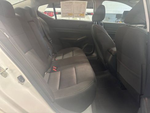 Used 2025 Nissan Altima 2.5 SV image 39