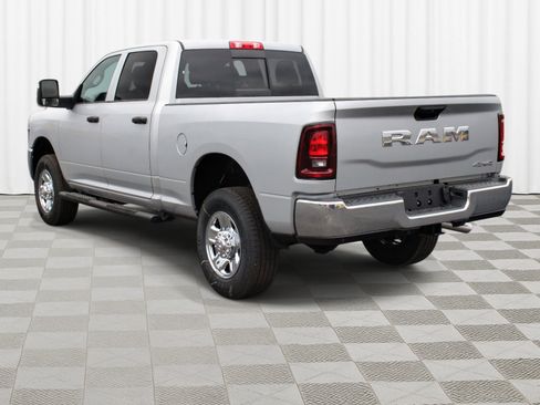 New 2026 RAM 2500 Tradesman AWD/4WD image 35