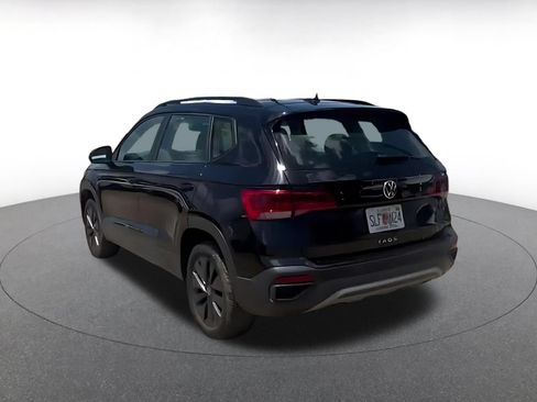 Used 2024 Volkswagen Taos S FWD image 11