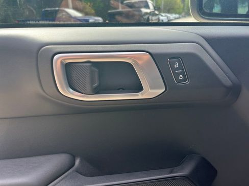 New 2026 Ford Bronco Outer Banks image 18