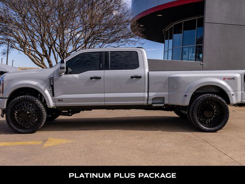 Used 2026 Ford F450 Platinum w/ Platinum Plus Package image 6