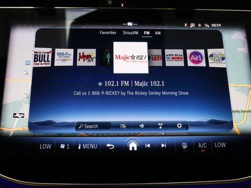 Used 2025 Mercedes-Benz E 350 Sedan image 19