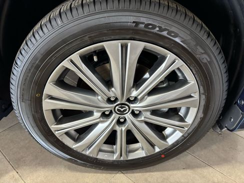 Certified 2023 MAZDA CX-5 Signature image 9