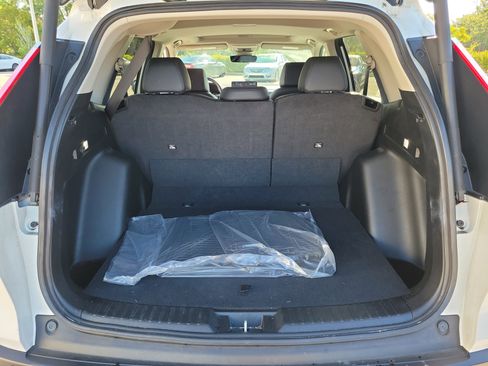 Used 2023 Honda CR-V EX-L image 11