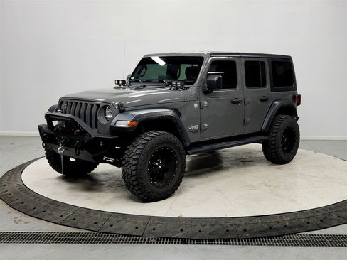 Used 2019 Jeep Wrangler Unlimited Sport S image 3