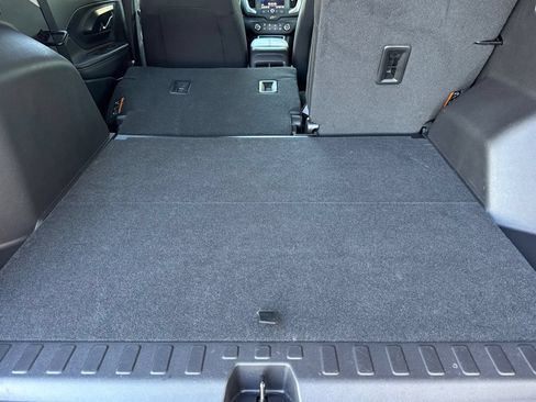 Certified 2024 GMC Terrain SLE FWD image 16
